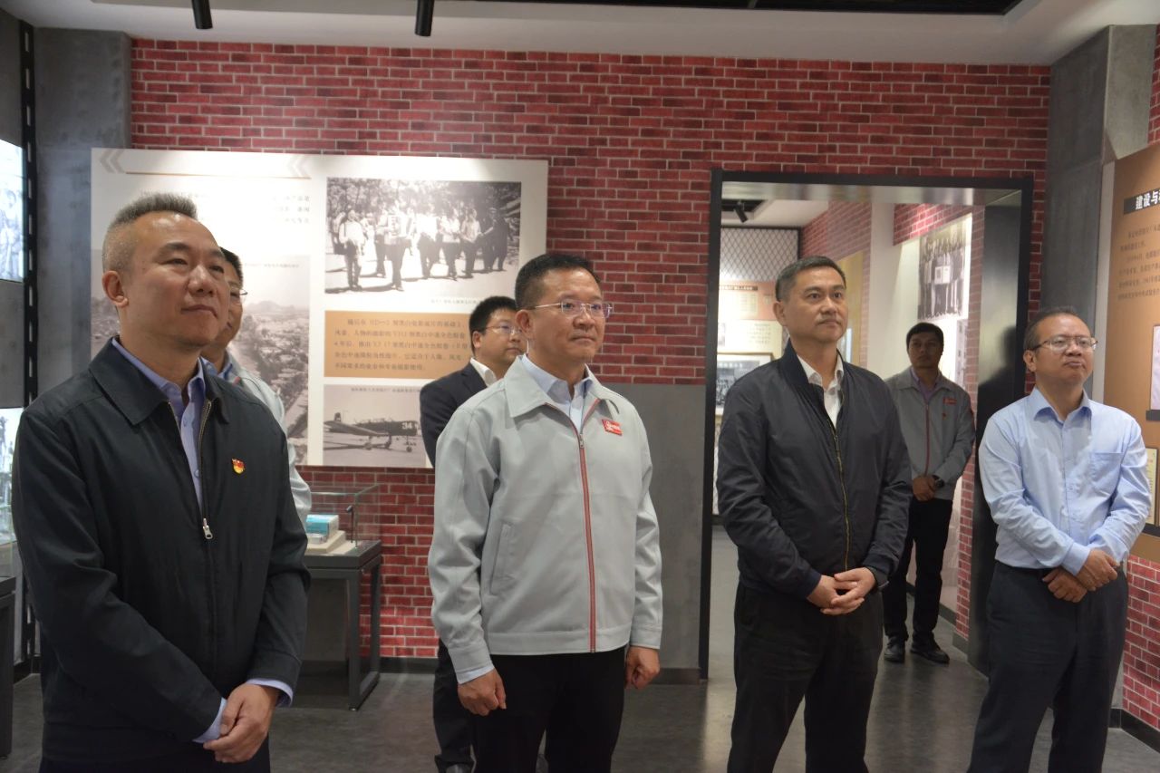 中國檢驗認(rèn)證集團(tuán)檢驗有限公司到 中國樂凱訪問交流